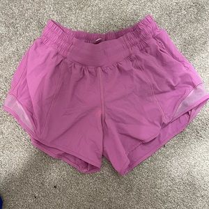 Lululemon hotty hot short